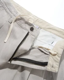 Pleated Shorts, Washed Light Grey